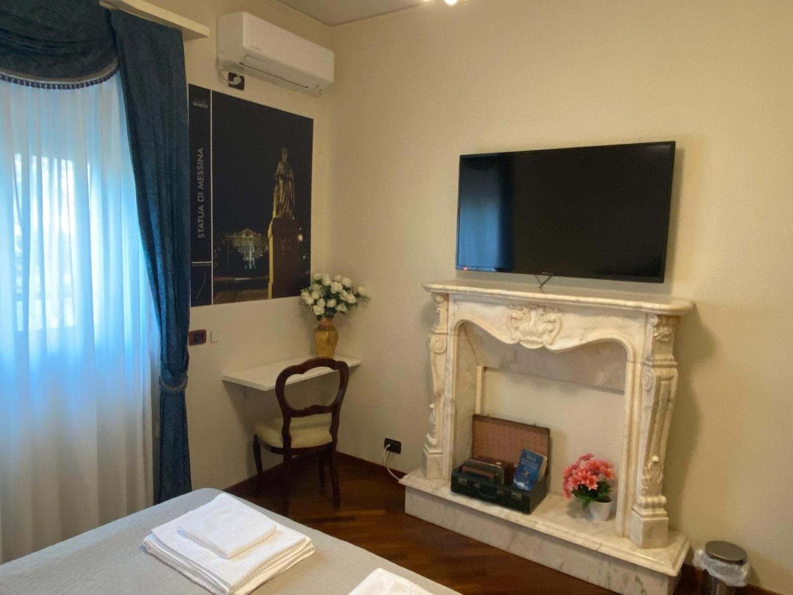 Casa Battisti Messina Guest House In Centro Citta, Ideale Per Famiglie O Gruppi Exterior photo