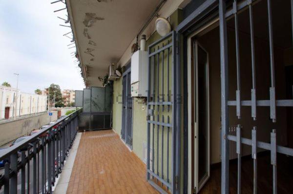 Casa Battisti Messina Guest House In Centro Citta, Ideale Per Famiglie O Gruppi Exterior photo