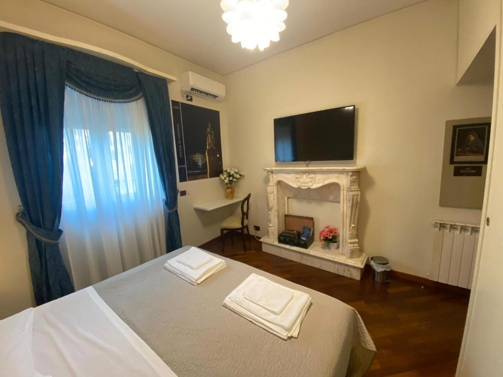 Casa Battisti Messina Guest House In Centro Citta, Ideale Per Famiglie O Gruppi Exterior photo